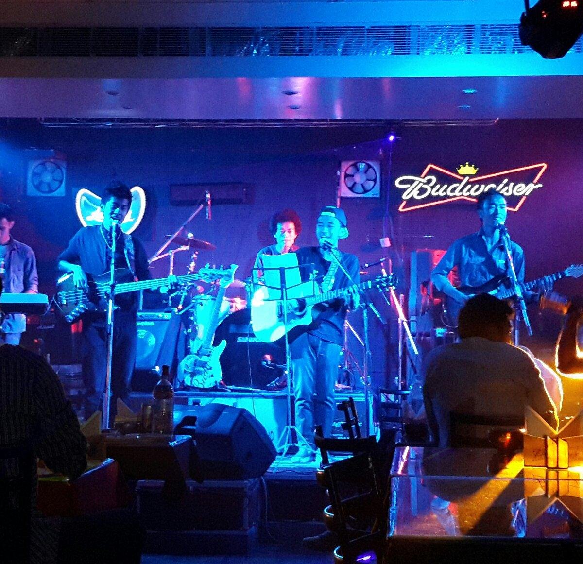 Friday Night Blues at Café Hendrix
